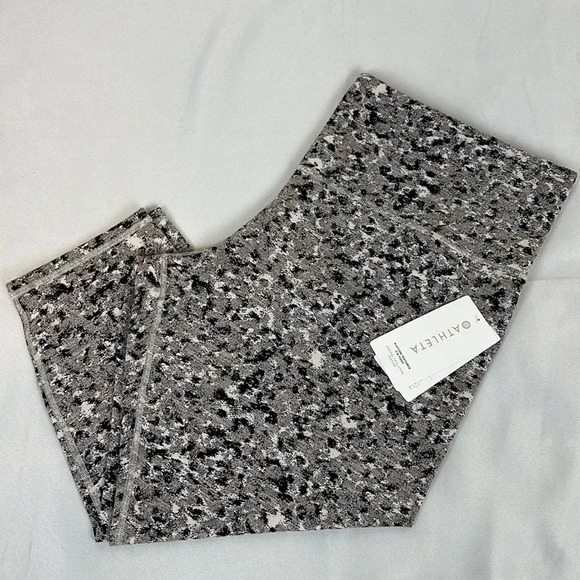 New Athleta Elation Textured 7/8 Tight Legging Size 3X - Picture 3 of 16